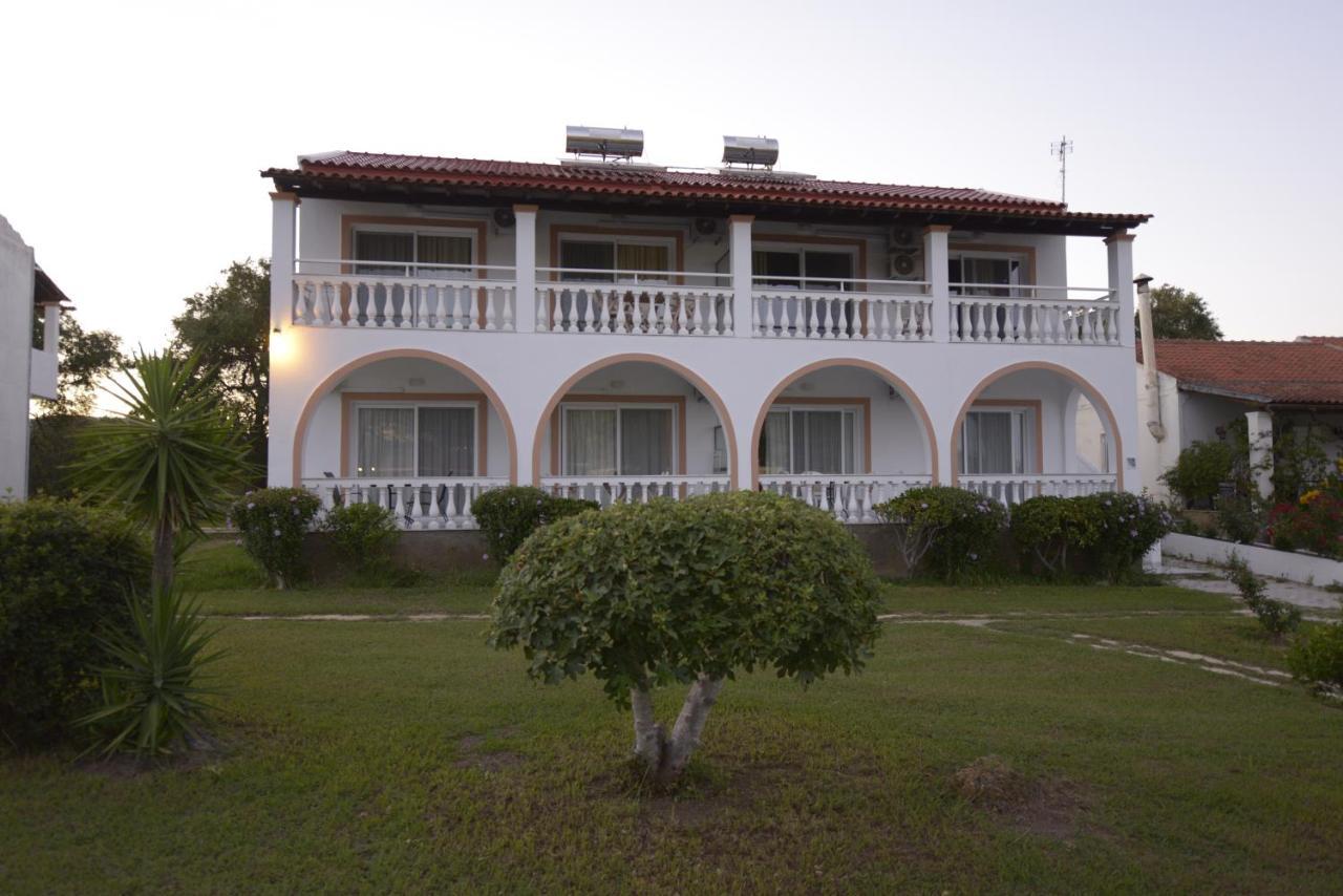 Stefanos Resort Месонги Экстерьер фото